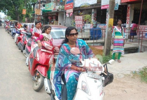 Indeed Golden Era: People stands in queue for fetching petrol since morning 4AM, crisis led to enforce odd-even distribution system: hue and cry hits state for acute petrol crisis Indeed Golden Era: People stands in queue for fetching petrol since morning 4AM, crisis led to enforce odd-even distribution system: hue and cry hits state for acute petrol crisis